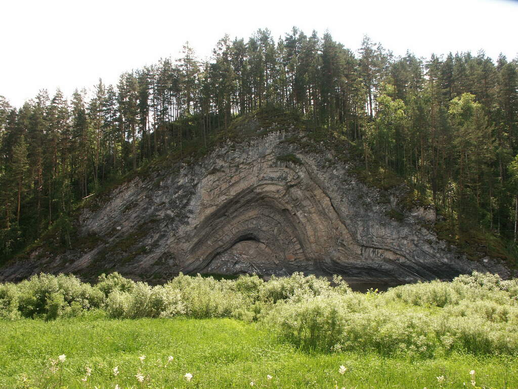 Пещеры и горы Урала - фото
