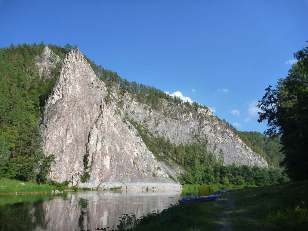 Пещеры и горы Урала - фото