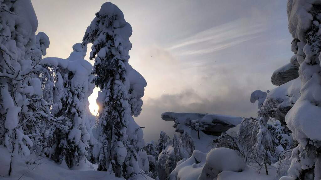 НОВОГОДНИЕ КАНИКУЛЫ В ПЕРМСКОМ КРАЕ. УСЬВИНСКИЕ СТОЛБЫ, КАМЕННЫЙ ГОРОД. - фото