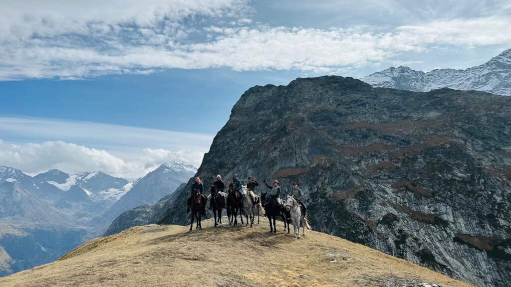 Конный тур-перезагрузка "Выходные в горах Архыза" (4 дня) - фото