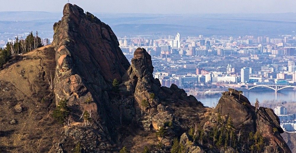 Сиенитовый карьер, Скала Китайская стенка, Такмак - фото