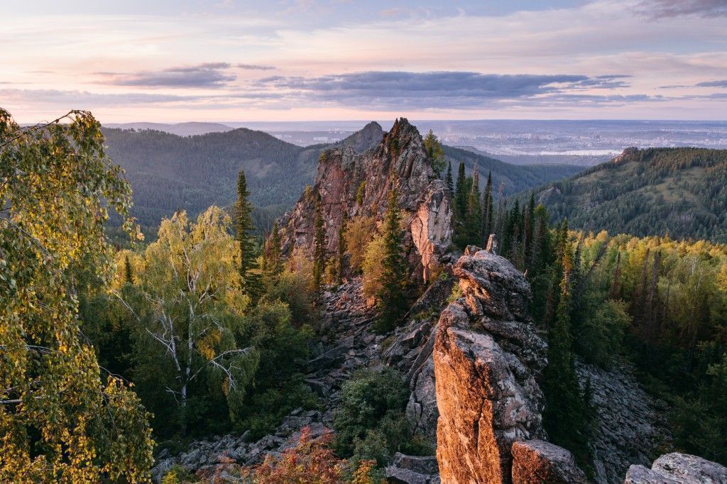 Сиенитовый карьер, Скала Китайская стенка, Такмак - фото