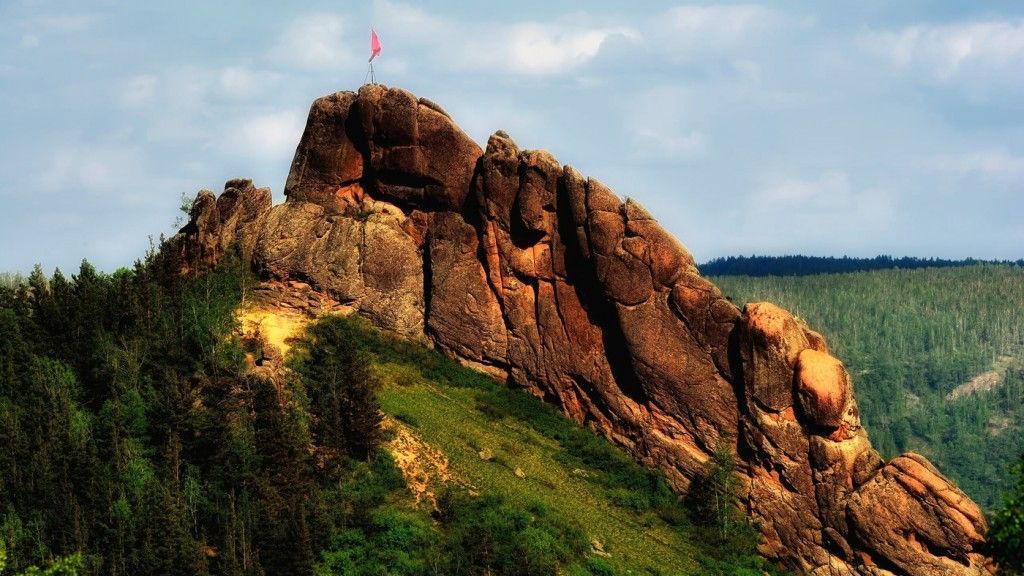 Сиенитовый карьер, Скала Китайская стенка, Такмак - фото