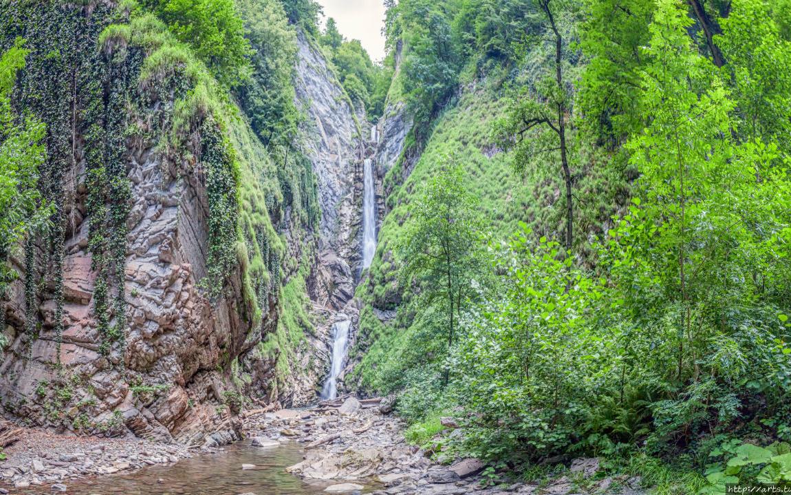 Водопад Безымянный - фото