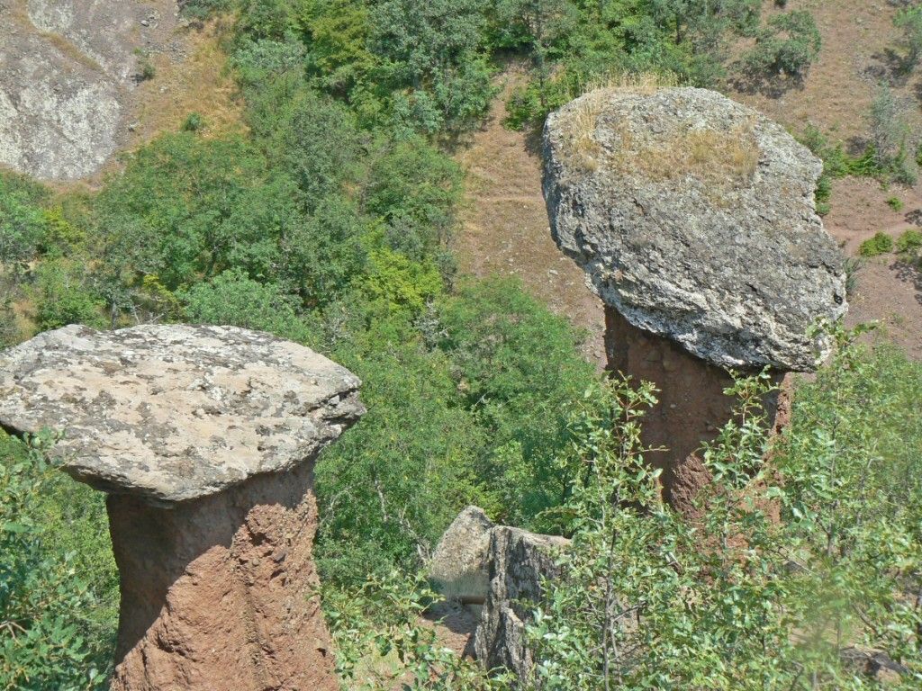 Водопад Гейзер и Долина Сотеры - фото