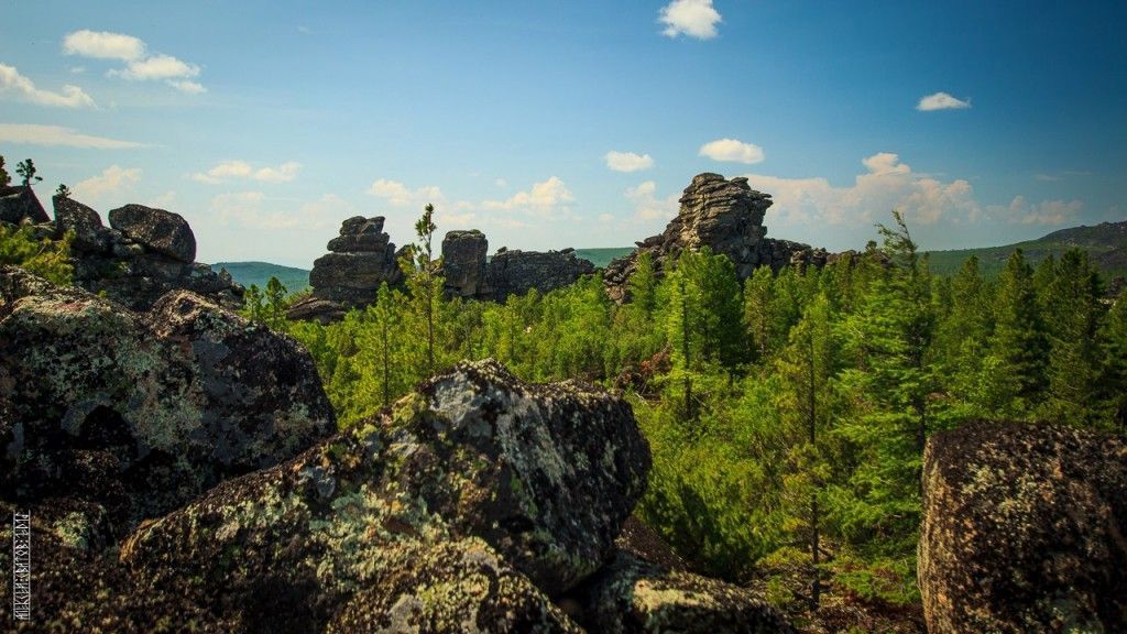 Харашибирские столбы "Разрушенная крепость" - фото