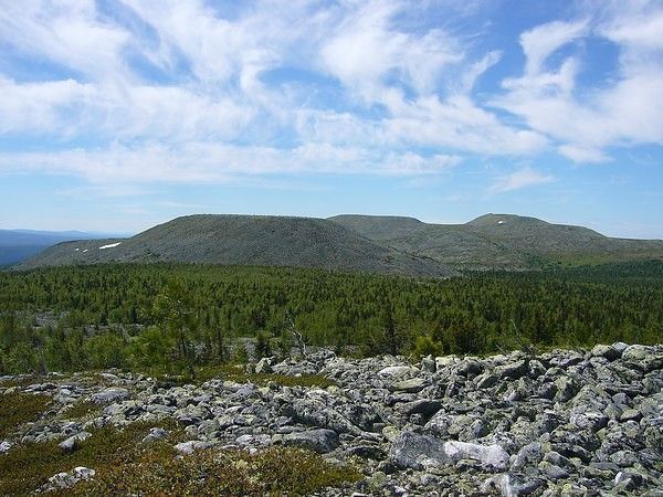 Главный Уральский Хребет. Казанский камень и Сосьвинский камень - фото