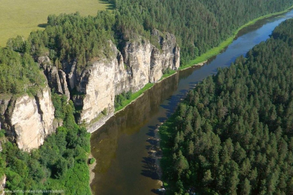 Айские притесы водопад