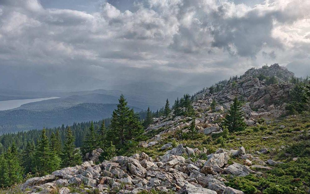 По Экологической тропе на хребет Зюраткуль - фото