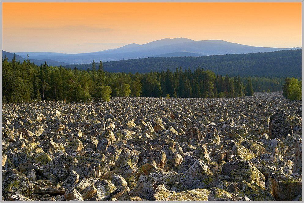 К большой каменной реке - фото