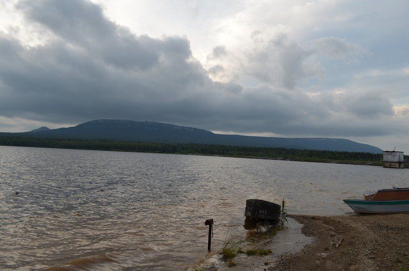 Поселок Зюраткуль — гора Лукаш - фото