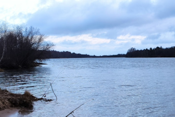 Сплав и рыбалка на р. Унжа от г. Мантурово до г. Макарьев (длина 101 км) - фото
