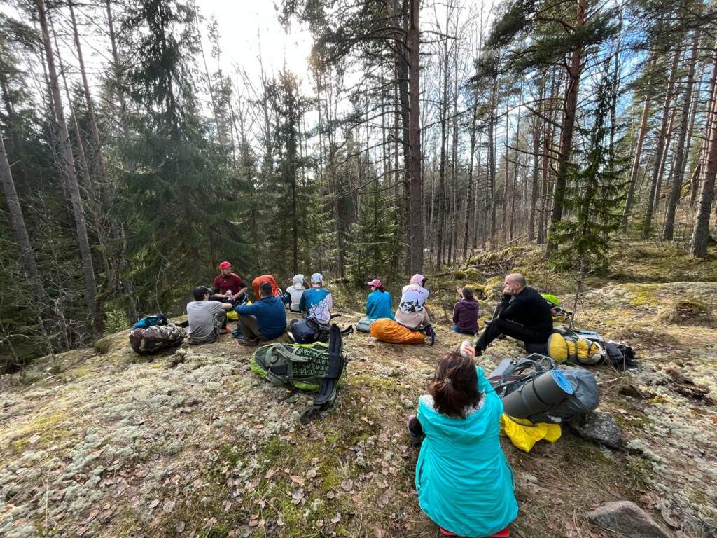 Поход по берегу Ладожского озера с ночевкой в палатках - фото