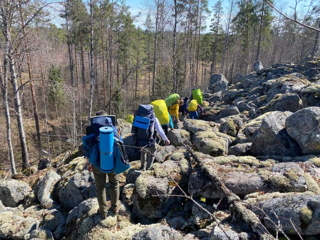 Поход по берегу Ладожского озера с ночевкой в палатках - фото