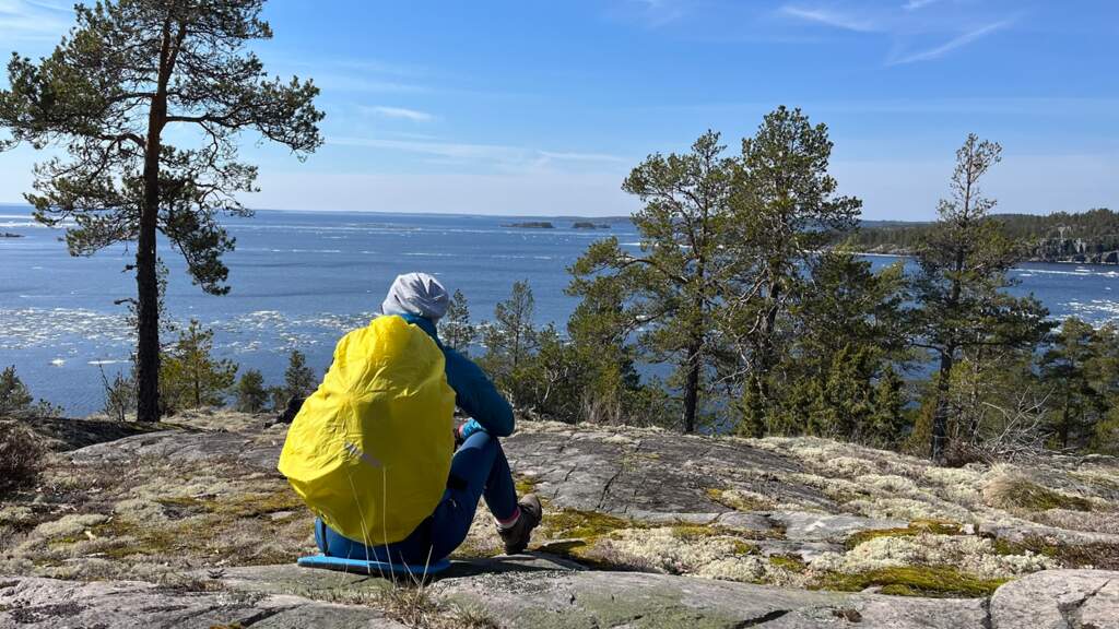 Поход по берегу Ладожского озера с ночевкой в палатках - фото